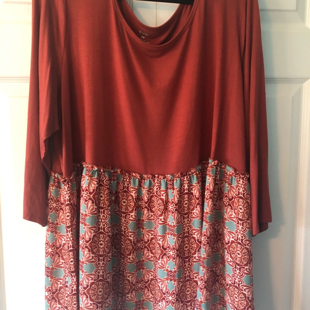 Evri 2X quarter sleeve NWOT